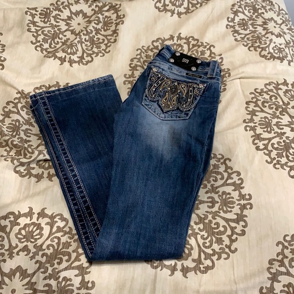 Miss Me Jeans - Picture 1 of 5